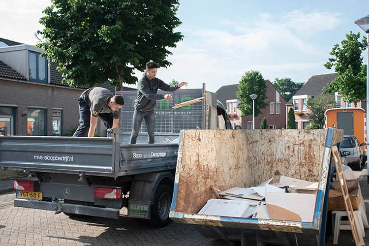 Collecting wood waste